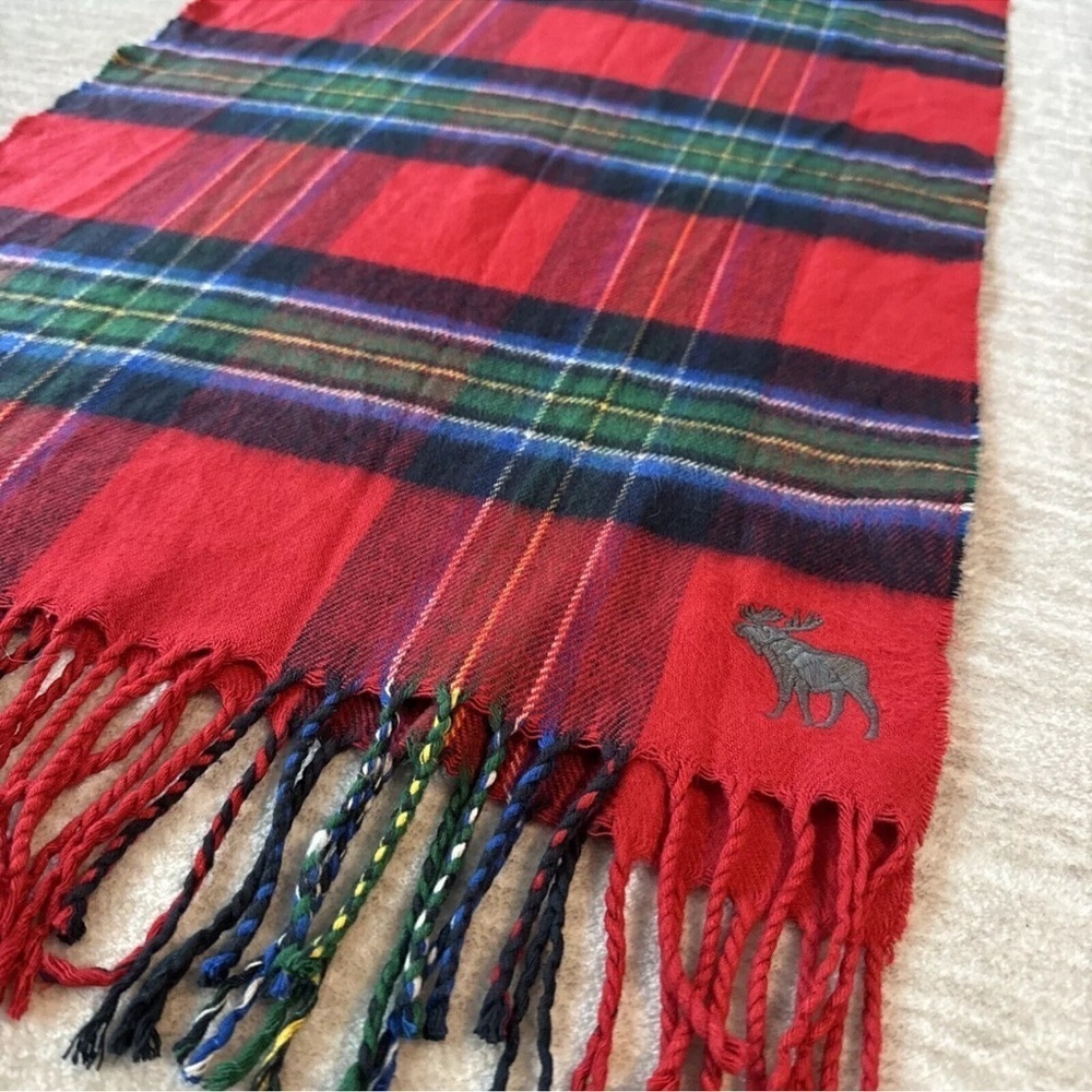 Abercrombie Fitch moose logo Plaid Scarf Red Blue Fringe Neck Wrap EUC